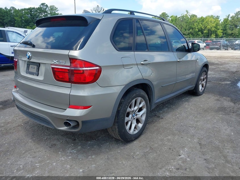 2012 BMW X5 VIN 5UXZV4C56CL990435 IAAI salvage auction — NORMAL WEAR, Clear (Maryland), sold $400 on 2026-07-31 (photo 4)