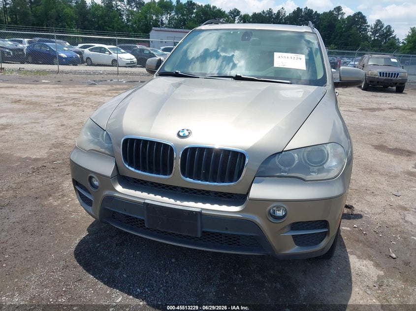 2012 BMW X5 VIN 5UXZV4C56CL990435 IAAI salvage auction — NORMAL WEAR, Clear (Maryland), sold $400 on 2026-07-31 (photo 6)