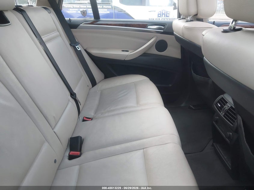 2012 BMW X5 VIN 5UXZV4C56CL990435 IAAI salvage auction — NORMAL WEAR, Clear (Maryland), sold $400 on 2026-07-31 (photo 8)
