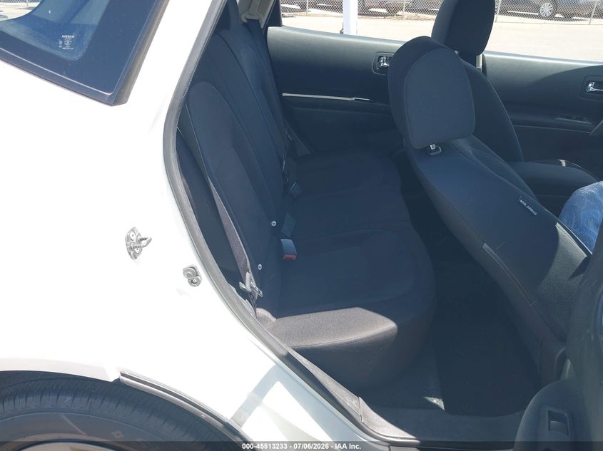 2011 Nissan Rogue sport VIN JN8AS5MV4BW273089 IAAI salvage auction — NORMAL WEAR, Clear (Hawaii), sold $675 on 2026-07-14 (photo 8)