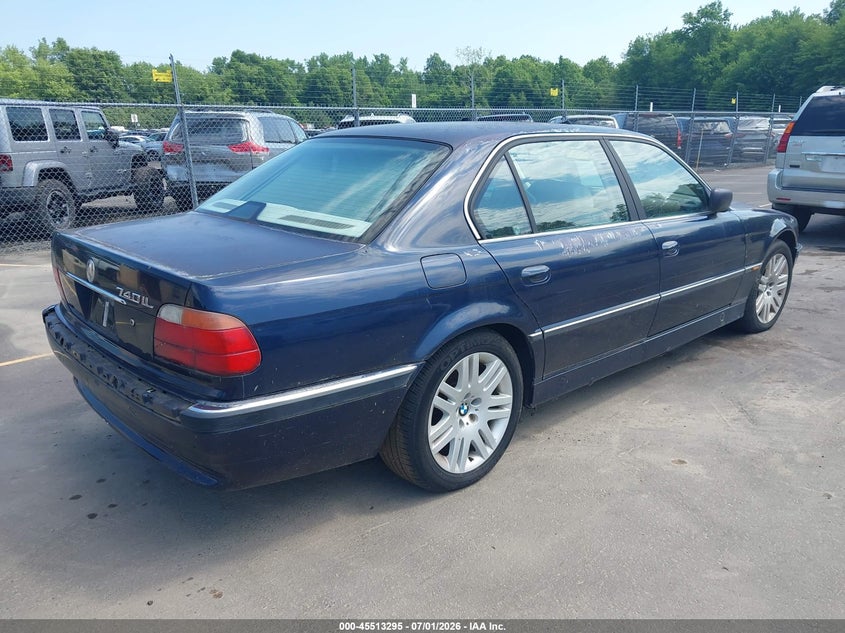1997 BMW 7 series VIN WBAGJ8322VDM00632 IAAI salvage auction — NORMAL WEAR, Clear (Connecticut), sold $400 on 2026-07-09 (photo 4)