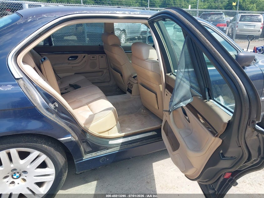 1997 BMW 7 series VIN WBAGJ8322VDM00632 IAAI salvage auction — NORMAL WEAR, Clear (Connecticut), sold $400 on 2026-07-09 (photo 8)