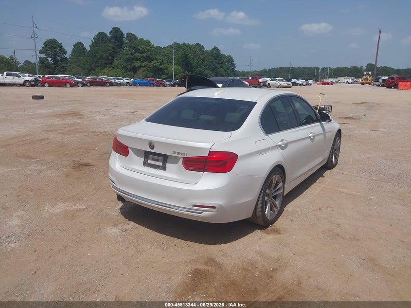 2018 BMW 3er VIN WBA8B9C52JEE81382 IAAI salvage auction — FRONT END, Original (Texas), sold $2,850 on 2026-07-16 (photo 4)