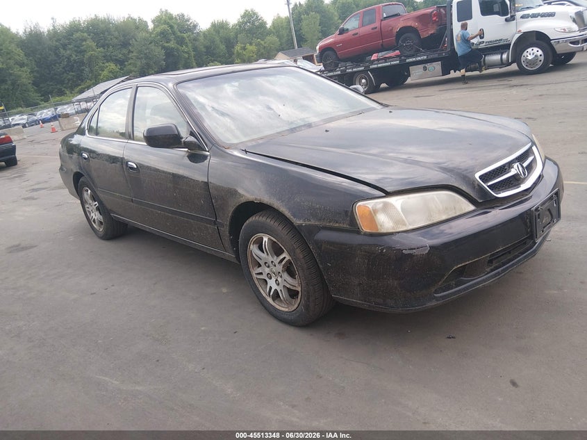 2000 Acura Tl VIN 19UUA5662YA025724 IAAI salvage auction — NORMAL WEAR, Clear (Connecticut), sold $400 on 2026-07-09 (photo 1)