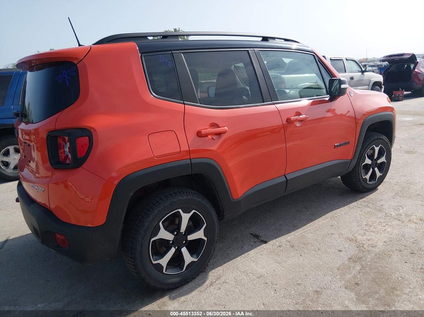 2021 Jeep Renegade VIN ZACNJDC1XMPM22031 IAAI salvage auction — LEFT SIDE, Salvage Title, sold $4,700 on 2026-08-04 (photo 4)