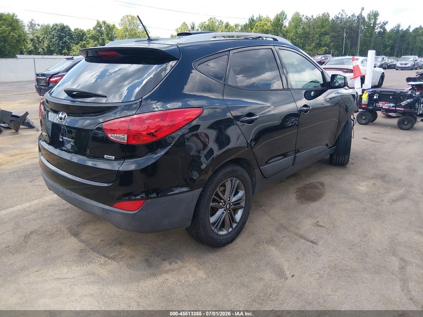 2015 Hyundai Tucson VIN KM8JUCAG2FU114276 IAAI salvage auction — RIGHT FRONT, Salvage Title, sold $925 on 2026-08-02 (photo 4)