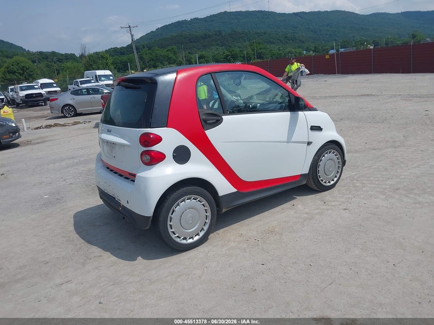 2015 Smart Fortwo VIN WMEEJ3BA4FK802608 IAAI salvage auction — REAR END, Salvage Title, sold $775 on 2026-07-22 (photo 4)