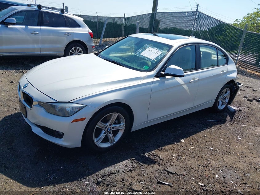 2014 BMW 3er VIN WBA3B3C50EJ980005 IAAI salvage auction — REAR END, Clear (Virginia), sold $2,000 on 2026-08-17 (photo 2)