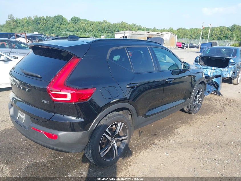 2021 Volvo Xc40 VIN YV4162UM3M2430687 IAAI salvage auction — FRONT END, Salvage (Virginia), sold $10,675 on 2026-08-03 (photo 4)