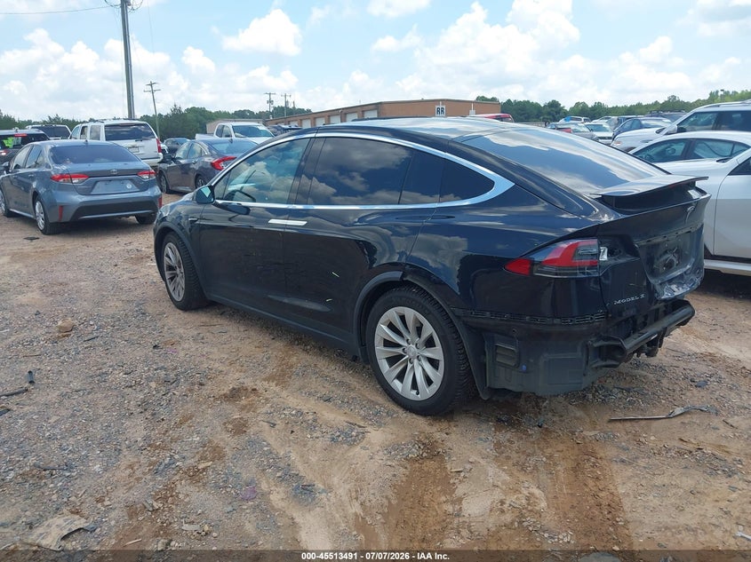 2018 Tesla Model x VIN 5YJXCDE25JF112299 IAAI salvage auction — REAR END, Salvage Title, sold $9,075 on 2026-08-20 (photo 3)