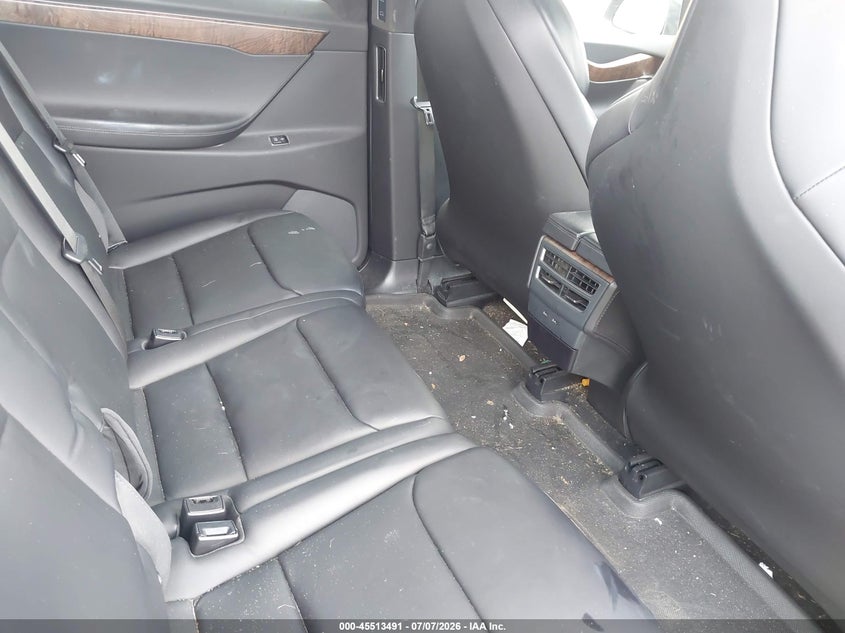 2018 Tesla Model x VIN 5YJXCDE25JF112299 IAAI salvage auction — REAR END, Salvage Title, sold $9,075 on 2026-08-20 (photo 8)