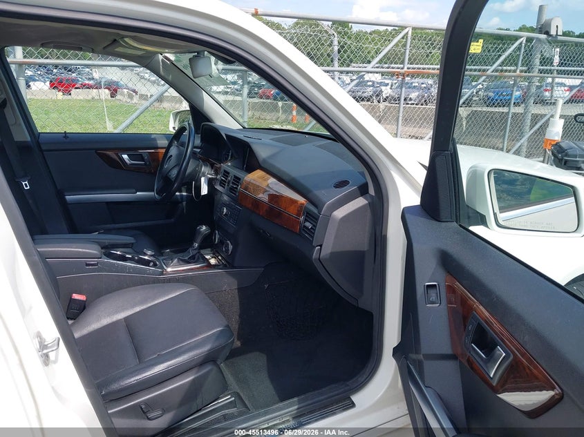 2012 Mercedes-benz Glk-klasse VIN WDCGG5GBXCF778932 IAAI salvage auction — FRONT END, Salvage Title, sold $1,450 on 2026-07-30 (photo 5)