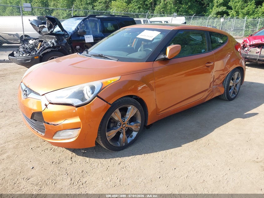 2016 Hyundai Veloster VIN KMHTC6AD7GU250164 IAAI salvage auction — LEFT SIDE, Salvage - Greater Than 75% (Maryland), sold $775 on 2026-07-28 (photo 2)