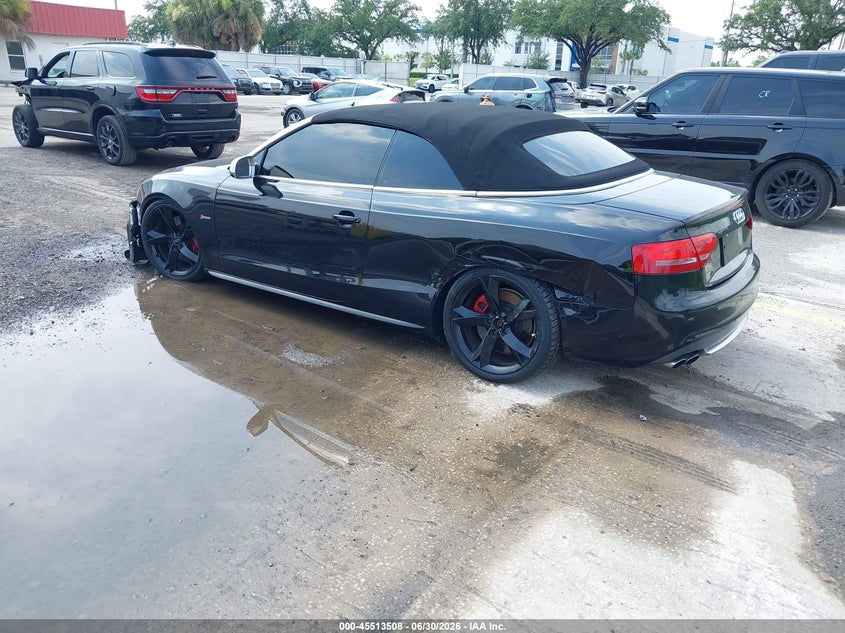 2011 Audi S5 VIN WAUCGAFH5BN005810 IAAI salvage auction — LEFT SIDE, Rebuildable (Florida), sold $1,675 on 2026-07-29 (photo 3)