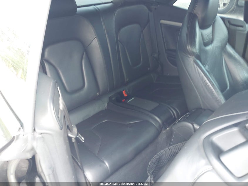 2011 Audi S5 VIN WAUCGAFH5BN005810 IAAI salvage auction — LEFT SIDE, Rebuildable (Florida), sold $1,675 on 2026-07-29 (photo 8)