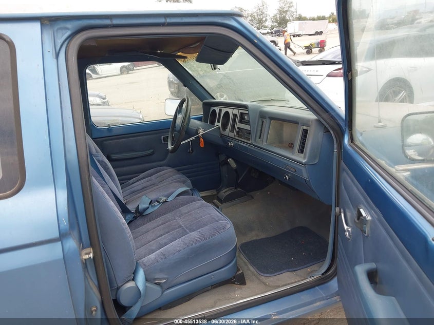 1986 Ford Ranger VIN 1FTCR14A4GPA64300 IAAI salvage auction — NORMAL WEAR, Clear - Dealer Only (California), sold $1,175 on 2026-07-08 (photo 5)