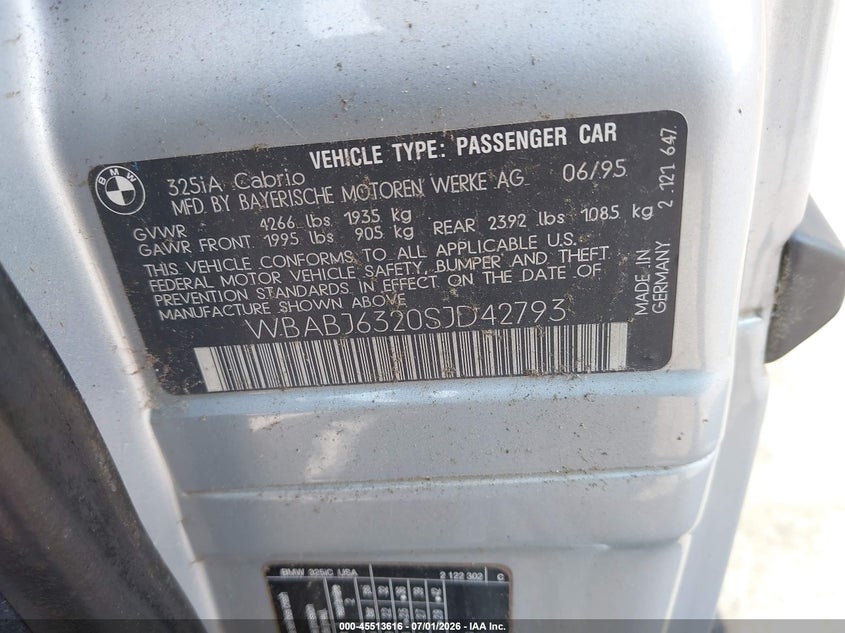 1995 BMW 3 series VIN WBABJ6320SJD42793 IAAI salvage auction — NORMAL WEAR, Clear (New Jersey), sold $575 on 2026-07-06 (photo 9)