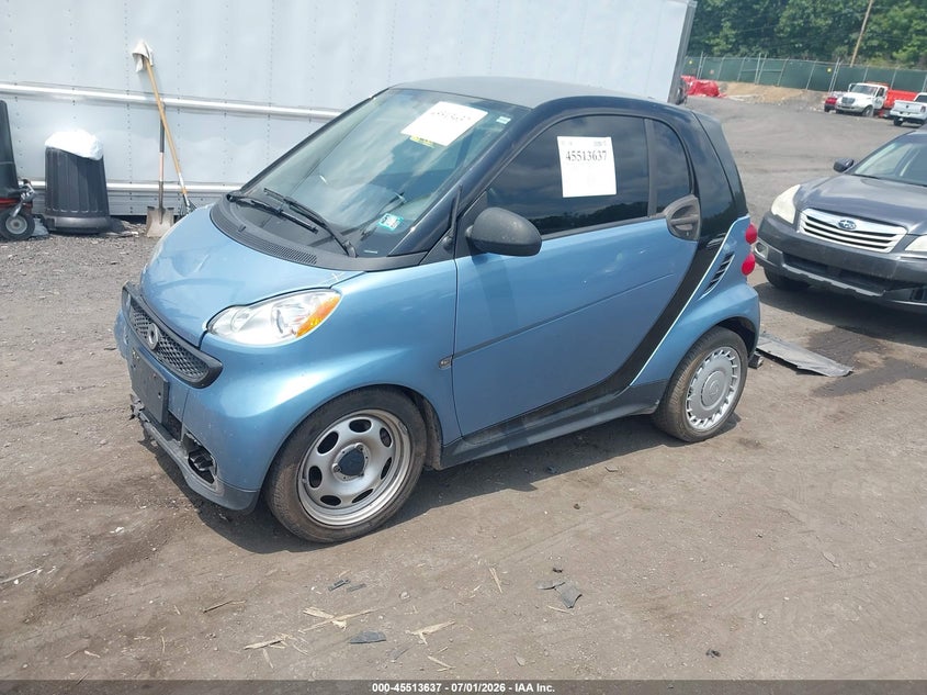 2013 Smart Fortwo VIN WMEEJ3BA4DK681995 IAAI salvage auction — FRONT & REAR, Salvage Title, sold $625 on 2026-07-21 (photo 2)