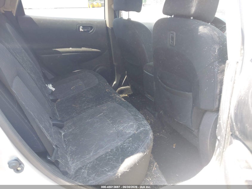 2011 Nissan Rogue VIN JN8AS5MV0BW668564 IAAI salvage auction — NORMAL WEAR, Clear (Massachusetts), sold $425 on 2026-07-31 (photo 8)