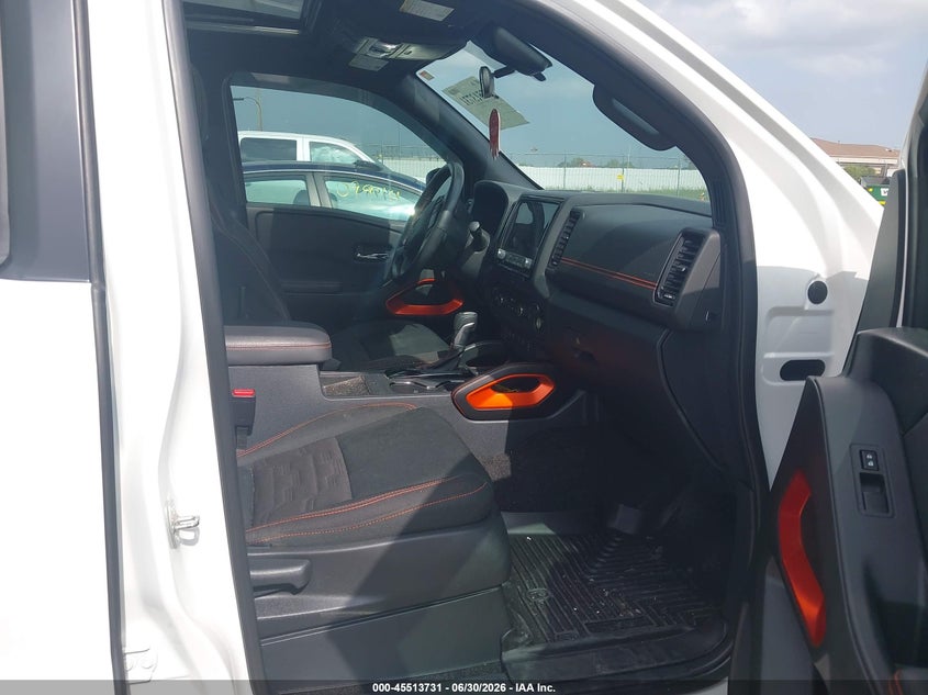 2022 Nissan Navara (frontier) VIN 1N6ED1EK9NN650317 IAAI salvage auction — REAR END, Salvage Title, sold $10,900 on 2026-07-24 (photo 5)