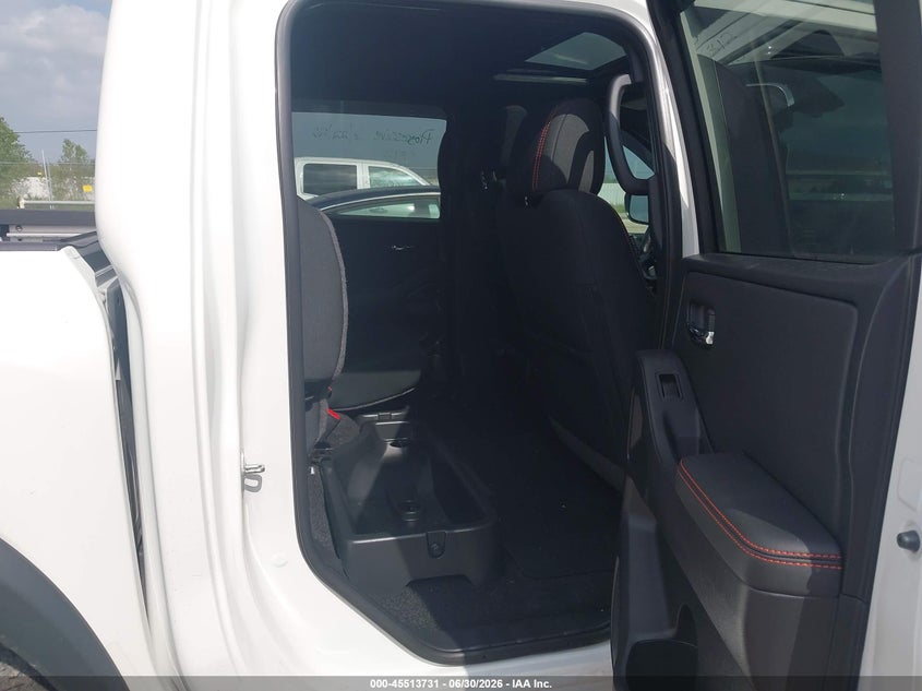 2022 Nissan Navara (frontier) VIN 1N6ED1EK9NN650317 IAAI salvage auction — REAR END, Salvage Title, sold $10,900 on 2026-07-24 (photo 8)