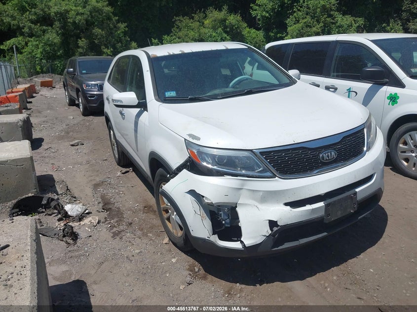 2015 Kia Sorento VIN 5XYKT3A67FG593122 IAAI salvage auction — RIGHT FRONT, Clear (Massachusetts), sold $475 on 2026-07-11 (photo 1)