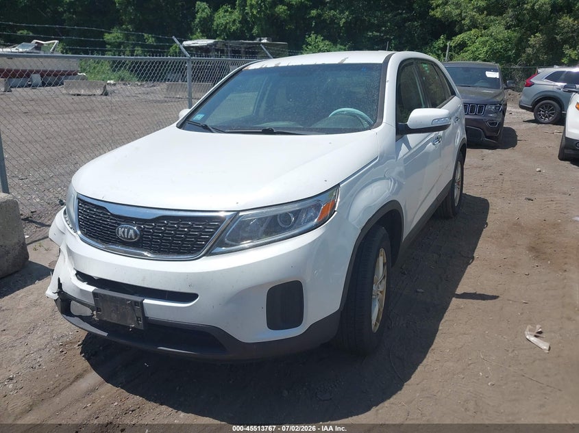 2015 Kia Sorento VIN 5XYKT3A67FG593122 IAAI salvage auction — RIGHT FRONT, Clear (Massachusetts), sold $475 on 2026-07-11 (photo 2)