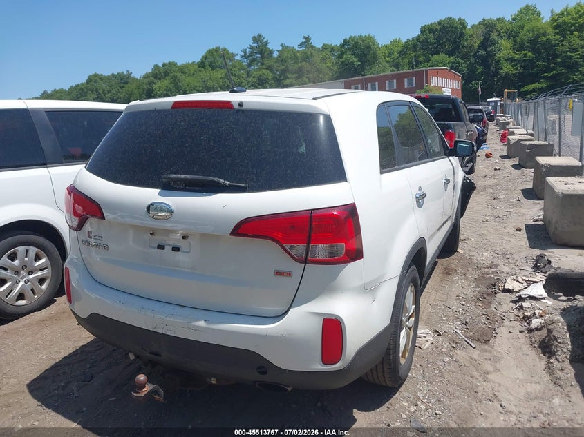 2015 Kia Sorento VIN 5XYKT3A67FG593122 IAAI salvage auction — RIGHT FRONT, Clear (Massachusetts), sold $475 on 2026-07-11 (photo 4)
