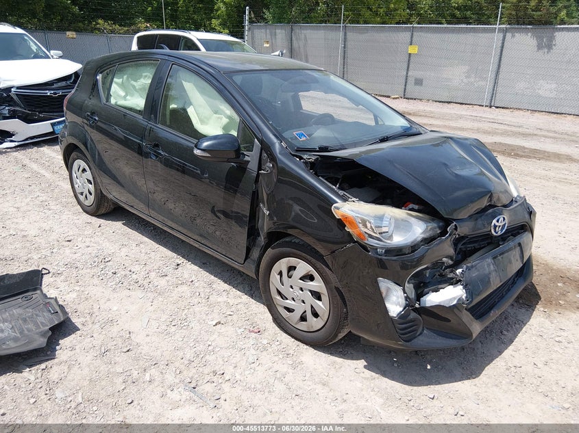 2016 Toyota Prius c VIN JTDKDTB32G1120778 IAAI salvage auction — FRONT END, Clear (Wisconsin), sold $700 on 2026-07-29 (photo 1)