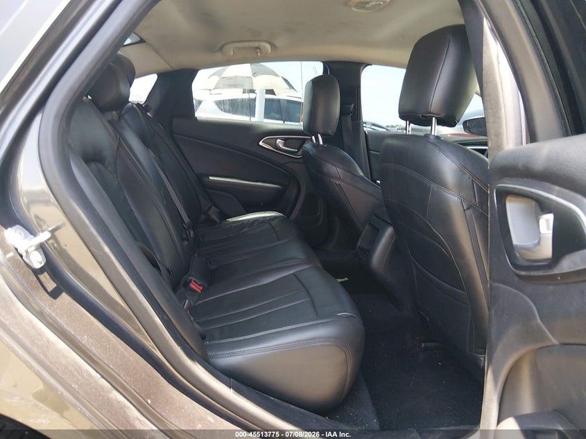 2015 Chrysler 200 VIN 1C3CCCAB7FN705366 IAAI salvage auction — SIDE, Salvage (South Carolina), sold $1,000 on 2026-09-02 (photo 8)