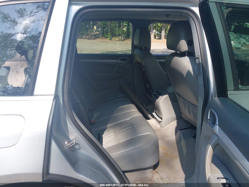 2006 Porsche Cayenne VIN WP1AA29P96LA27104 IAAI salvage auction — VANDALISM, Clear (Virginia), sold $25 on 2026-07-21 (photo 8)