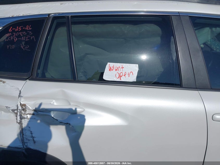 2025 Toyota Corolla cross VIN 7MUEAAAGXSV143130 IAAI salvage auction — ROLLOVER, Salvage Title, sold $3,850 on 2026-08-01 (photo 8)
