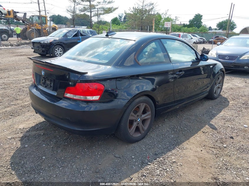 2009 BMW 1 series VIN WBAUP93549VF48821 IAAI salvage auction — NORMAL WEAR, Clear (New Jersey), sold $575 on 2026-07-13 (photo 4)