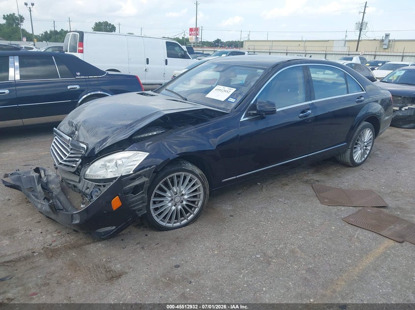 2010 Mercedes-benz S class VIN WDDNG8GB9AA304565 IAAI salvage auction — FRONT END, Salvage (Texas), sold $425 on 2026-07-29 (photo 2)