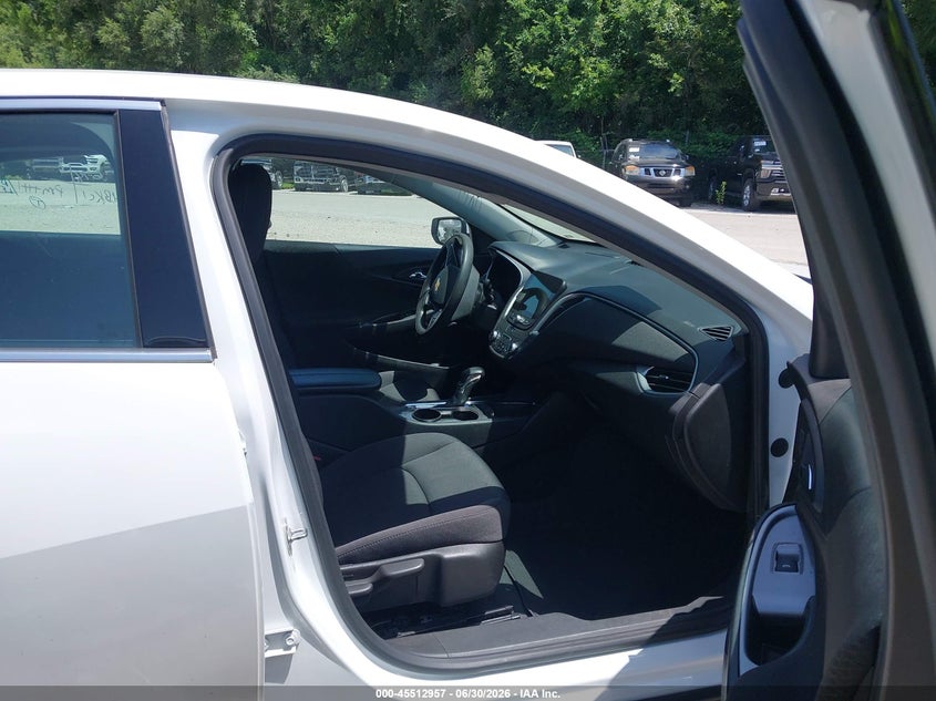 2024 Chevrolet Malibu VIN 1G1ZD5ST2RF164045 IAAI salvage auction — LEFT FRONT, Salvage Title, sold $7,900 on 2026-07-15 (photo 5)