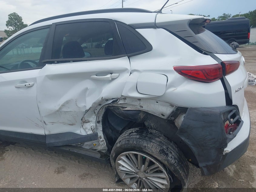 2020 Hyundai Kona VIN KM8K2CAA2LU396520 IAAI salvage auction — SIDE, Rebuildable (Florida), sold $2,750 on 2026-08-01 (photo 6)