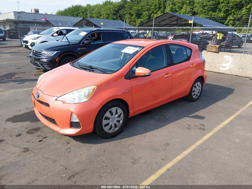 2012 Toyota Prius c VIN JTDKDTB35C1000550 IAAI salvage auction — NORMAL WEAR, Clear (Connecticut), sold $1,375 on 2026-07-09 (photo 2)