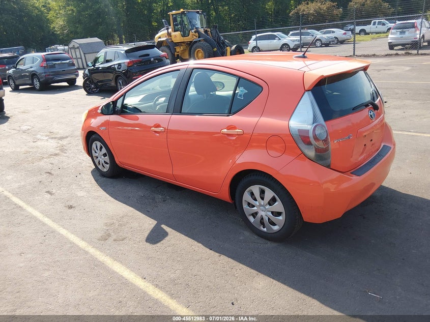 2012 Toyota Prius c VIN JTDKDTB35C1000550 IAAI salvage auction — NORMAL WEAR, Clear (Connecticut), sold $1,375 on 2026-07-09 (photo 3)