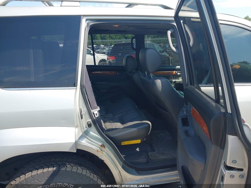 2005 Lexus Gx 470 VIN JTJBT20X850072254 IAAI salvage auction — NORMAL WEAR, Clear (Massachusetts), sold $2,600 on 2026-07-16 (photo 8)