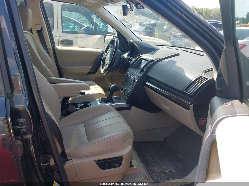 2013 Land rover Lr2 VIN SALFR2BG8DH322794 IAAI salvage auction — NORMAL WEAR, Clear-Dealer Only (North Carolina), sold $450 on 2026-07-29 (photo 5)