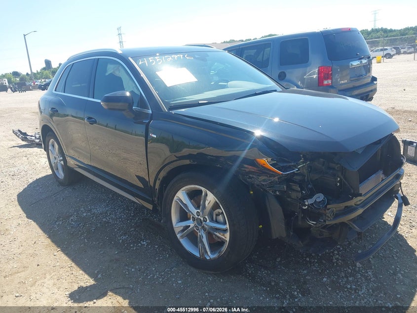 2021 Audi Q3 VIN WA1DECF3XM1014777 — IAAI salvage auction photo