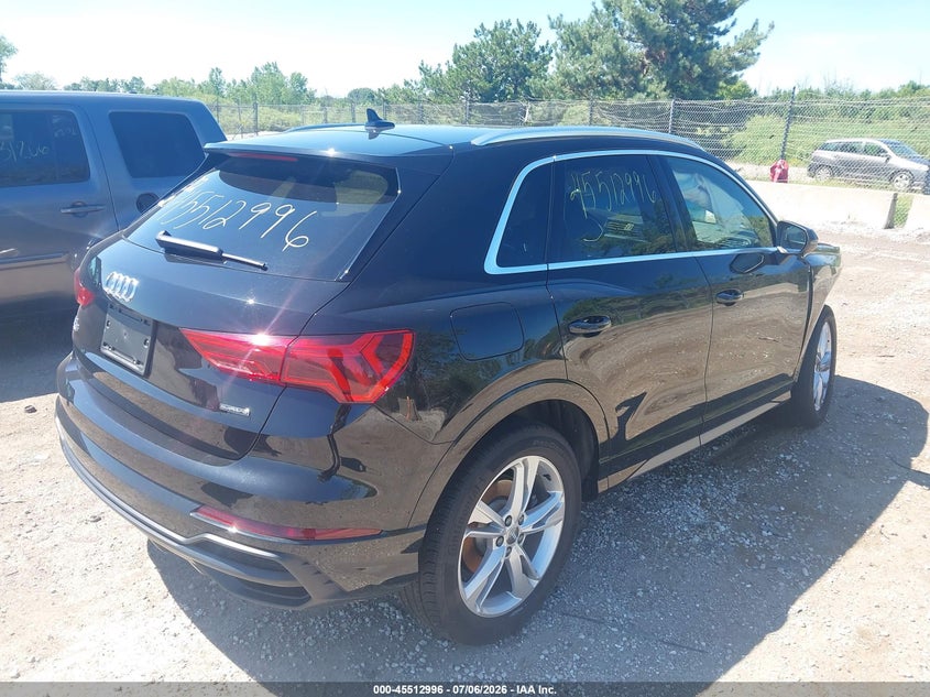 2021 Audi Q3 VIN WA1DECF3XM1014777 IAAI salvage auction — FRONT END, Clear Claim Paid (Wisconsin), sold $5,900 on 2026-08-27 (photo 4)
