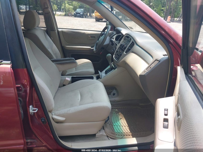 2004 Toyota Highlander VIN JTEDP21AX40001318 IAAI salvage auction — NORMAL WEAR, Clear (Virginia), sold $775 on 2026-07-14 (photo 5)