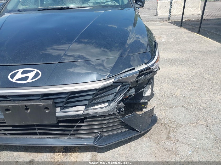 2025 Hyundai Elantra VIN KMHLM4DG0SU011507 IAAI salvage auction — LEFT FRONT, Salvage (Connecticut), sold $3,800 on 2026-07-30 (photo 6)