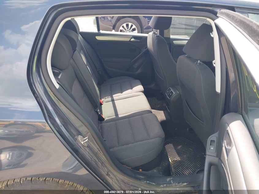 2013 Volkswagen Golf VIN WVWDB7AJ3DW140591 IAAI salvage auction — NORMAL WEAR, Clear (New York), sold $475 on 2026-07-30 (photo 8)