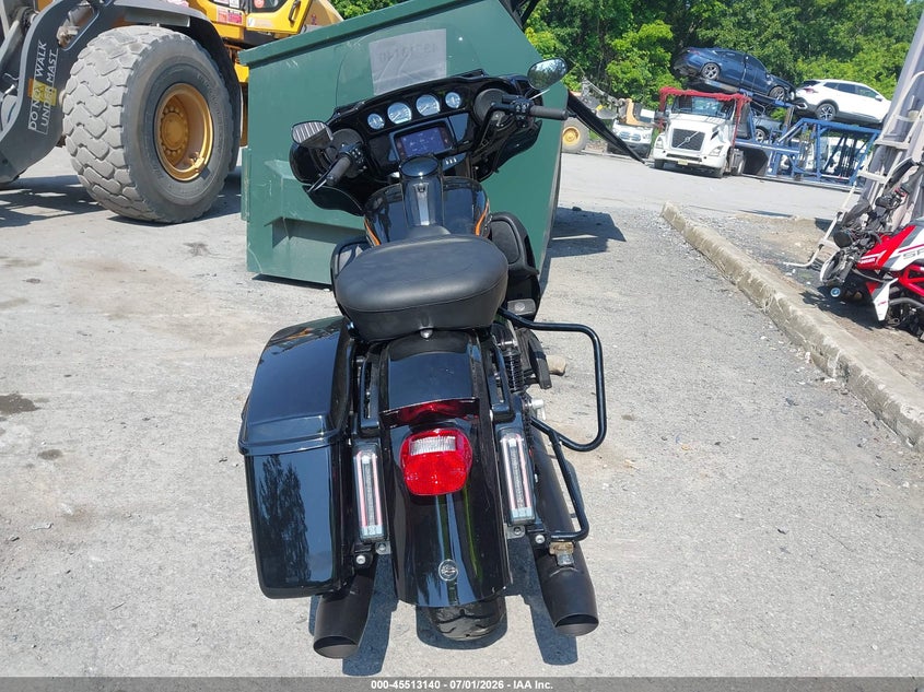 2022 Harley-davidson Electra glide VIN 1HD1KEF12NB666928 IAAI salvage auction — RIGHT FRONT, Salvage Title, sold $7,650 on 2026-07-28 (photo 6)