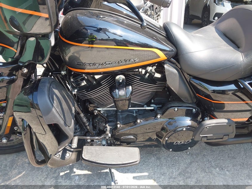 2022 Harley-davidson Electra glide VIN 1HD1KEF12NB666928 IAAI salvage auction — RIGHT FRONT, Salvage Title, sold $7,650 on 2026-07-28 (photo 9)