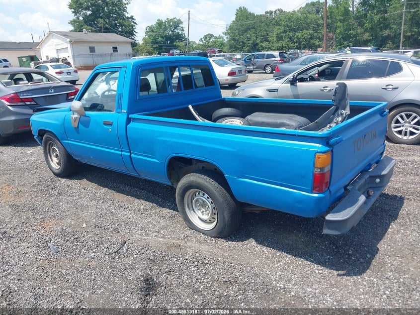 1986 Toyota Pickup VIN JT4RN50R3G0218853 IAAI salvage auction — RIGHT FRONT, Salvage (Idaho), sold $525 on 2026-07-28 (photo 3)