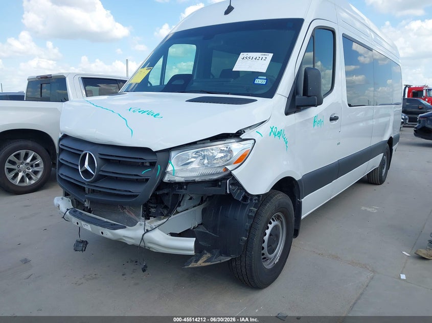 2026 Mercedes-benz Sprinter VIN W1Z4KGHY9TT605210 IAAI salvage auction — FRONT & REAR, Enterprise Vehicles Clear Only (Texas), sold $27,050 on 2026-07-28 (photo 2)