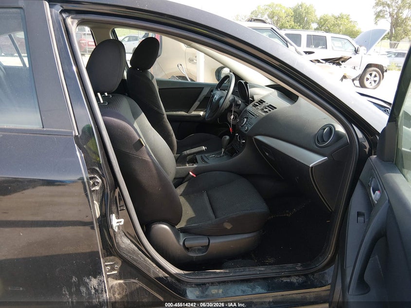 2012 Mazda 3 VIN JM1BL1UF0C1531542 IAAI salvage auction — FRONT & REAR, Salvage (Iowa), sold $25 on 2026-07-28 (photo 5)